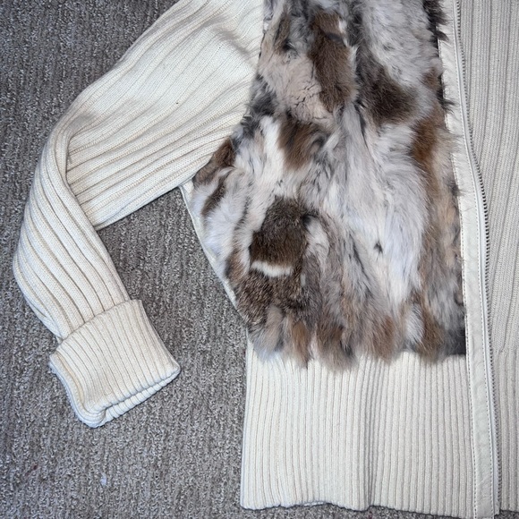 Penny Lane Sweater - Picture 13 of 14